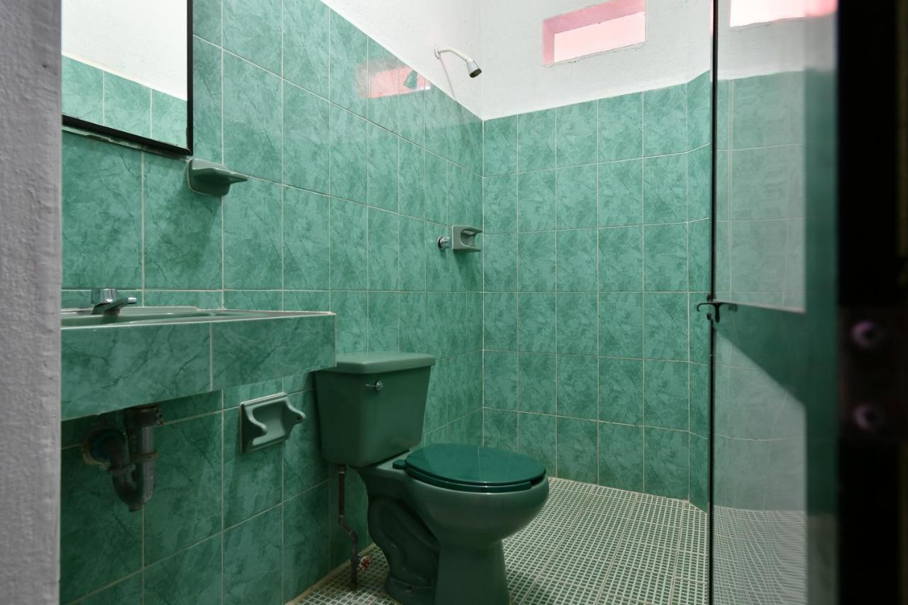 Hotel Costamar, Puerto Escondido Пуэрто-Эскондидо Экстерьер фото
