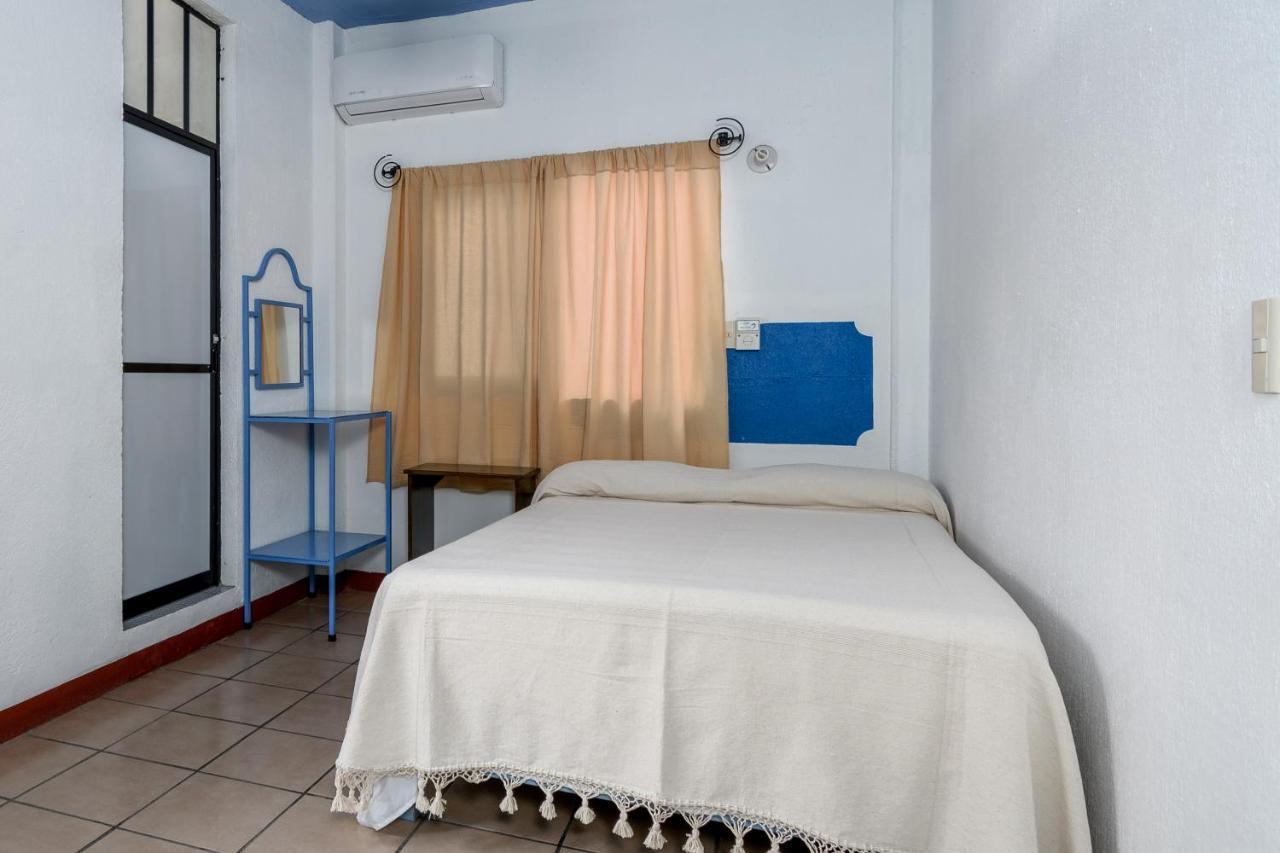 Hotel Costamar, Puerto Escondido Пуэрто-Эскондидо Экстерьер фото
